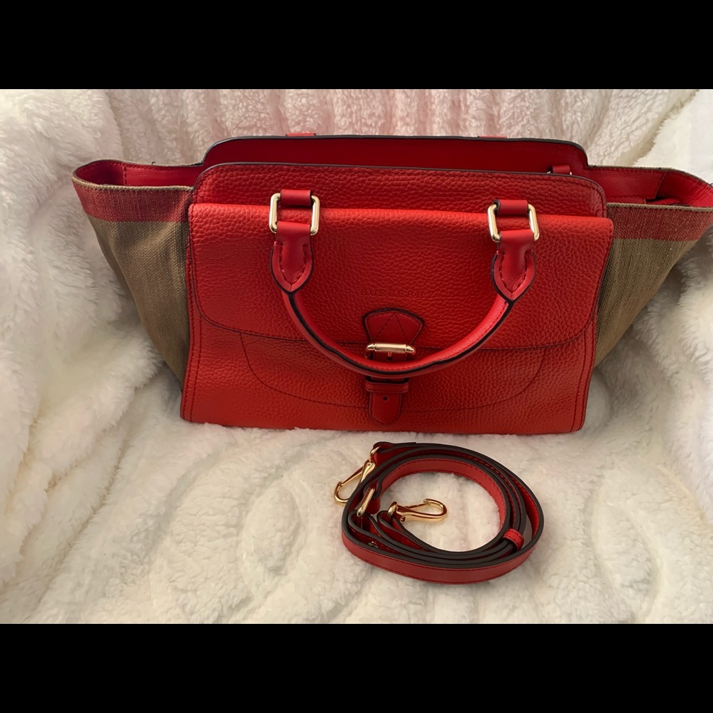 Burberry CHECK MEDIUM HARCOURT SATCHEL RED